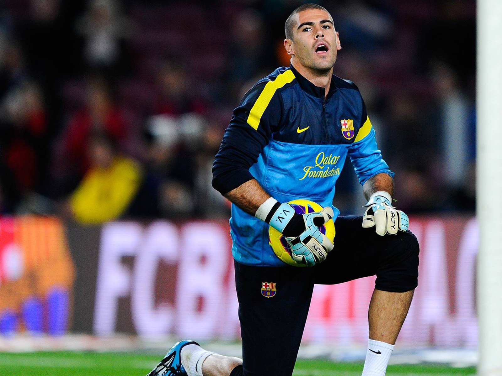 Лучший вратарь Барселоны Виктор Вальдес