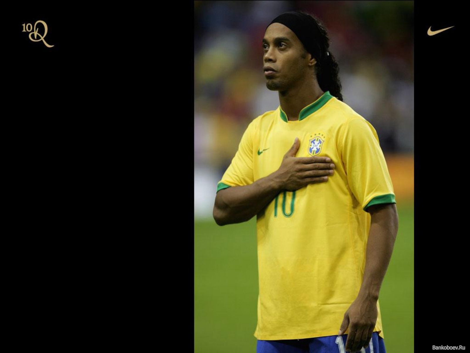 Футболист Атлетико Минейро Роналдиньо