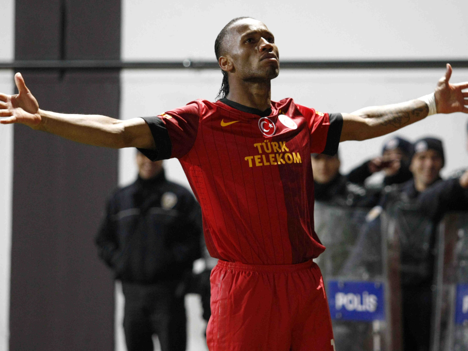 Игрок из Галатасарай Дидье Дрогба