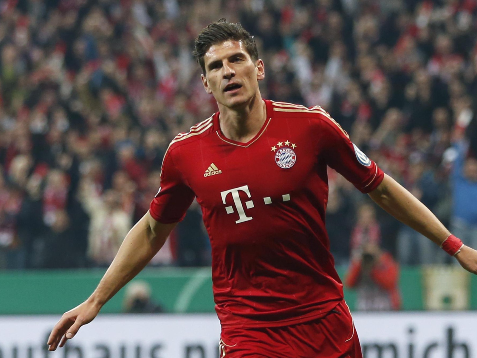 Лучший футболист Фиорентины Марио Гомес