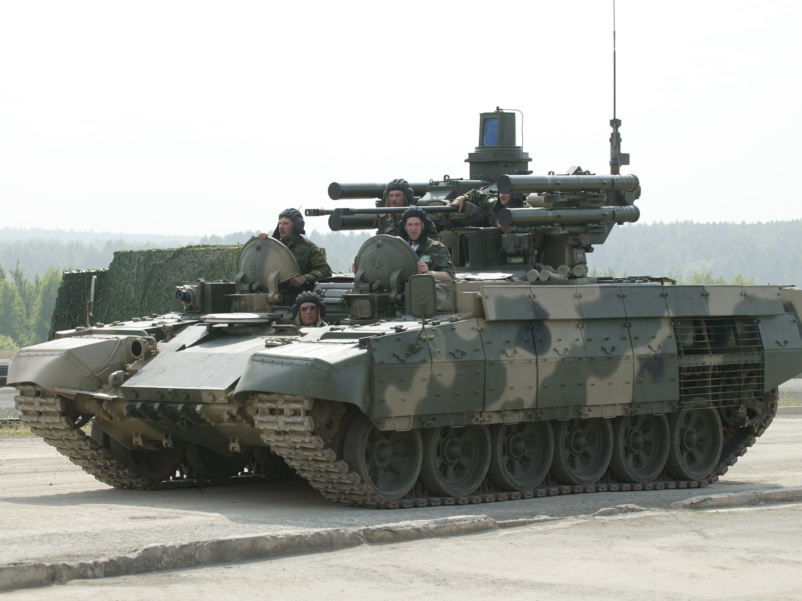 Российская бронемашина