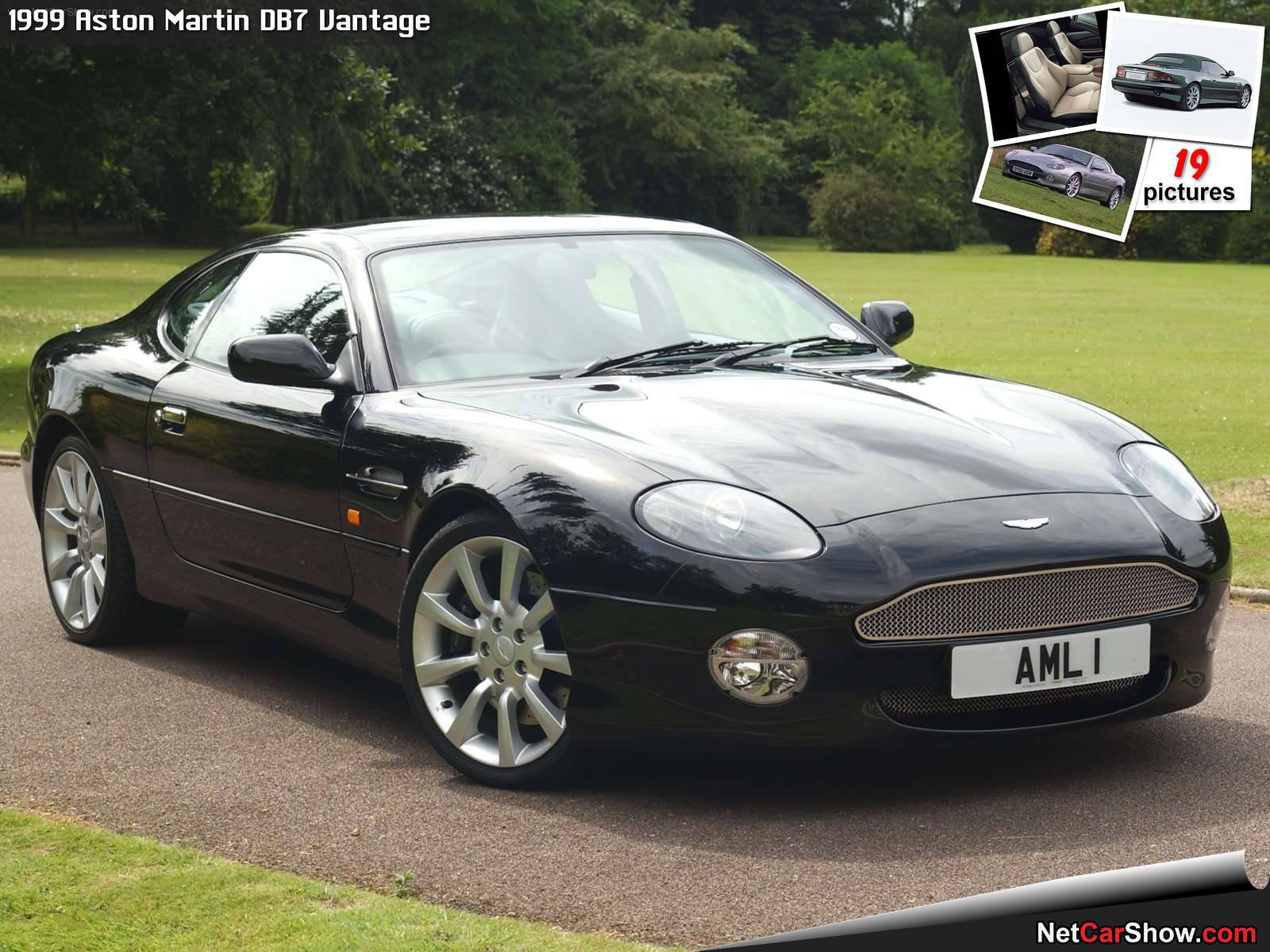 Красивый автомобиль Aston Martin db7 в Москве