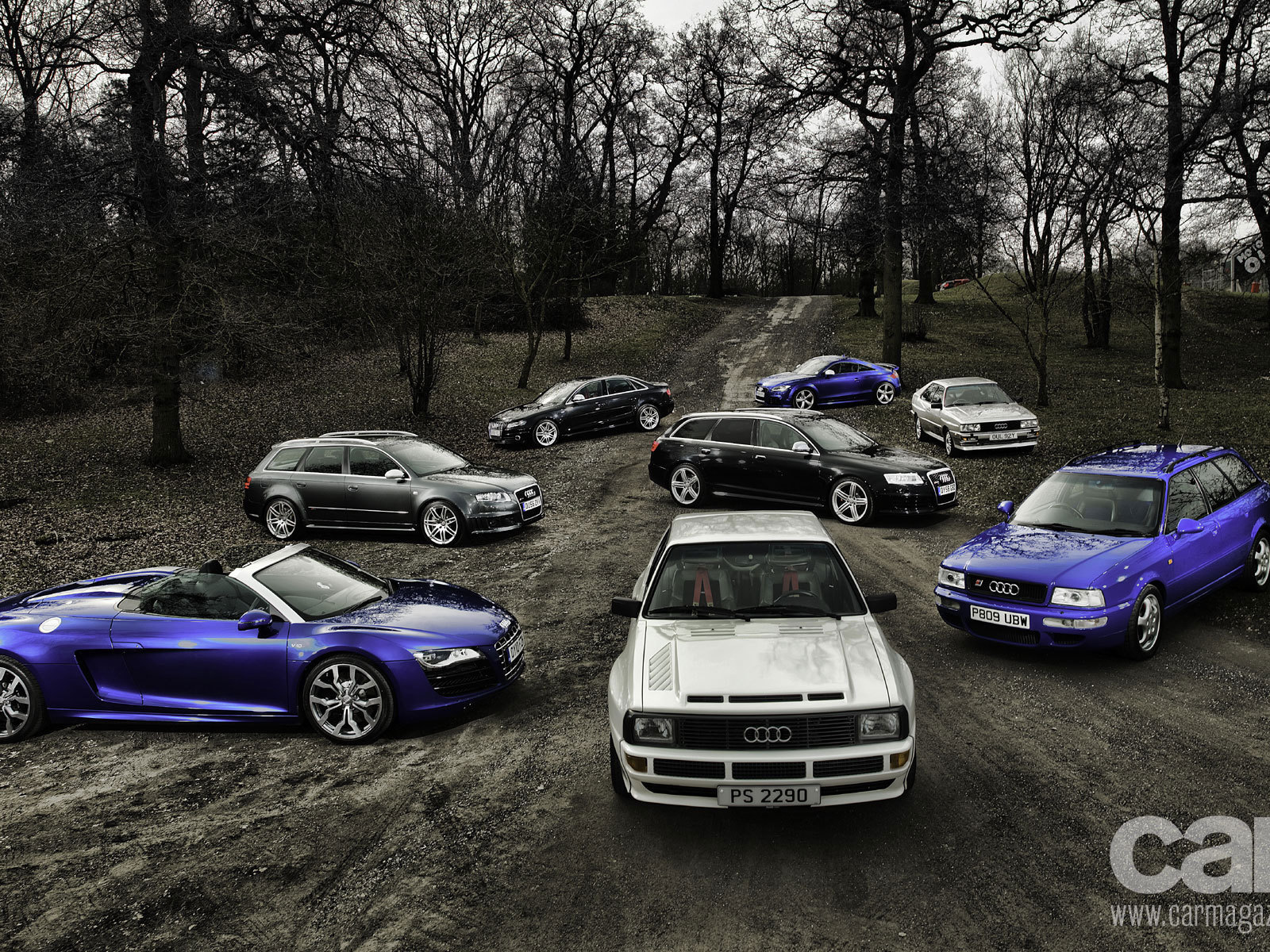 Красивый автомобиль Audi quattro