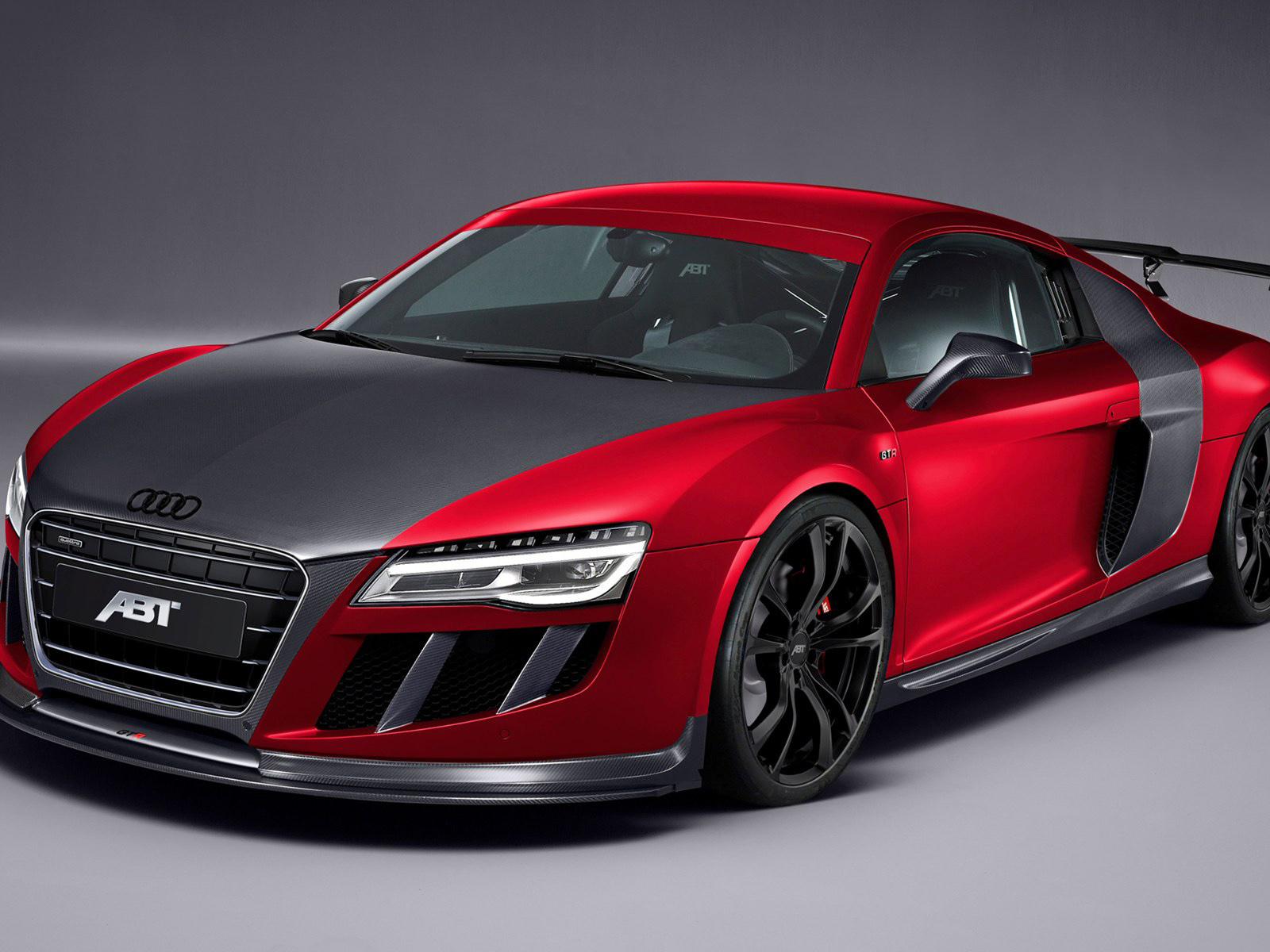 Тест драйв автомобиля Audi 2013