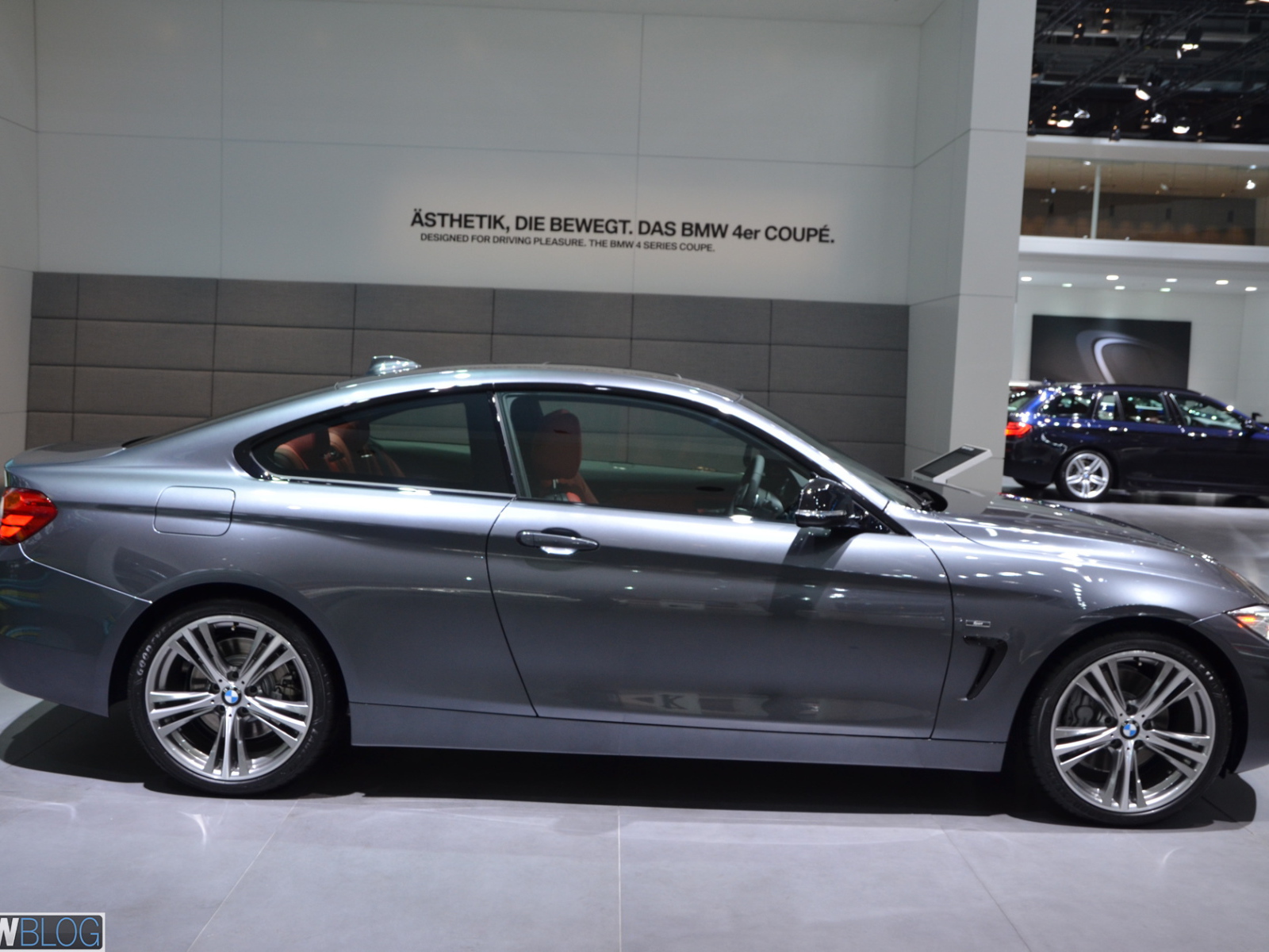 Автомобиль марки BMW модели 4-series 2014