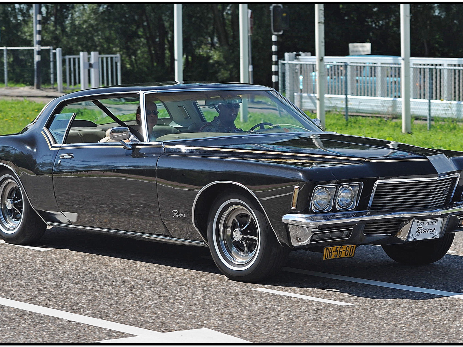 buick riviera 1971 в городе