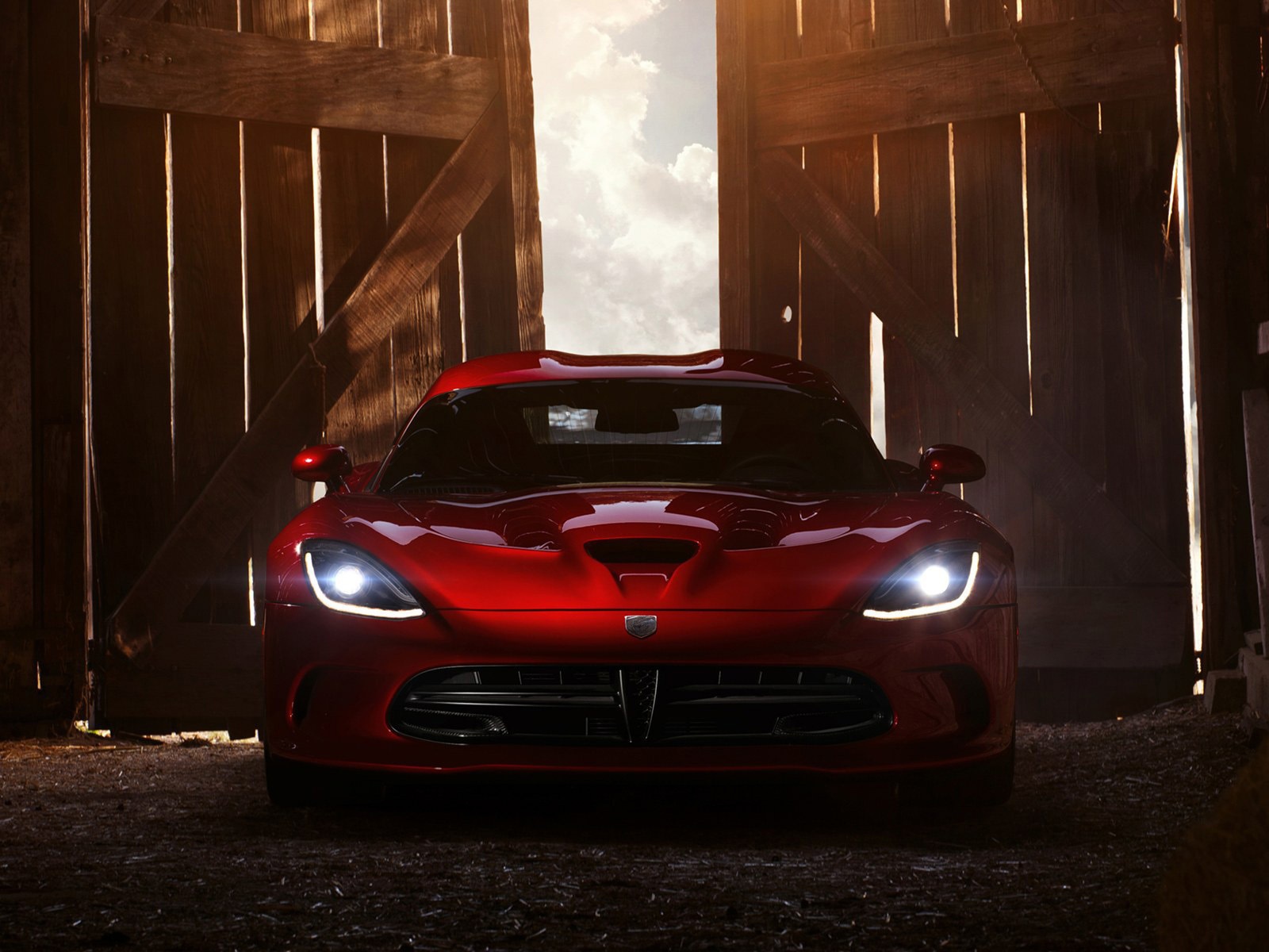 Машина Dodge srt viper