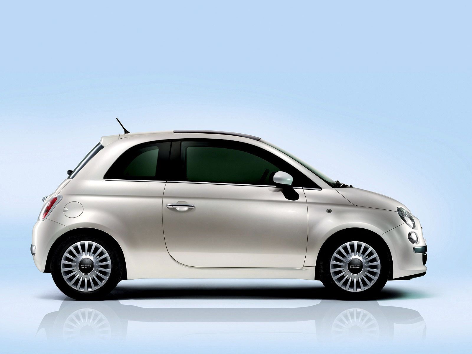 Дизайн автомобиля Fiat 500