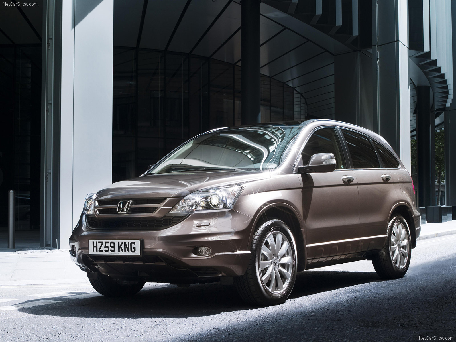 Новая машина Honda CR V