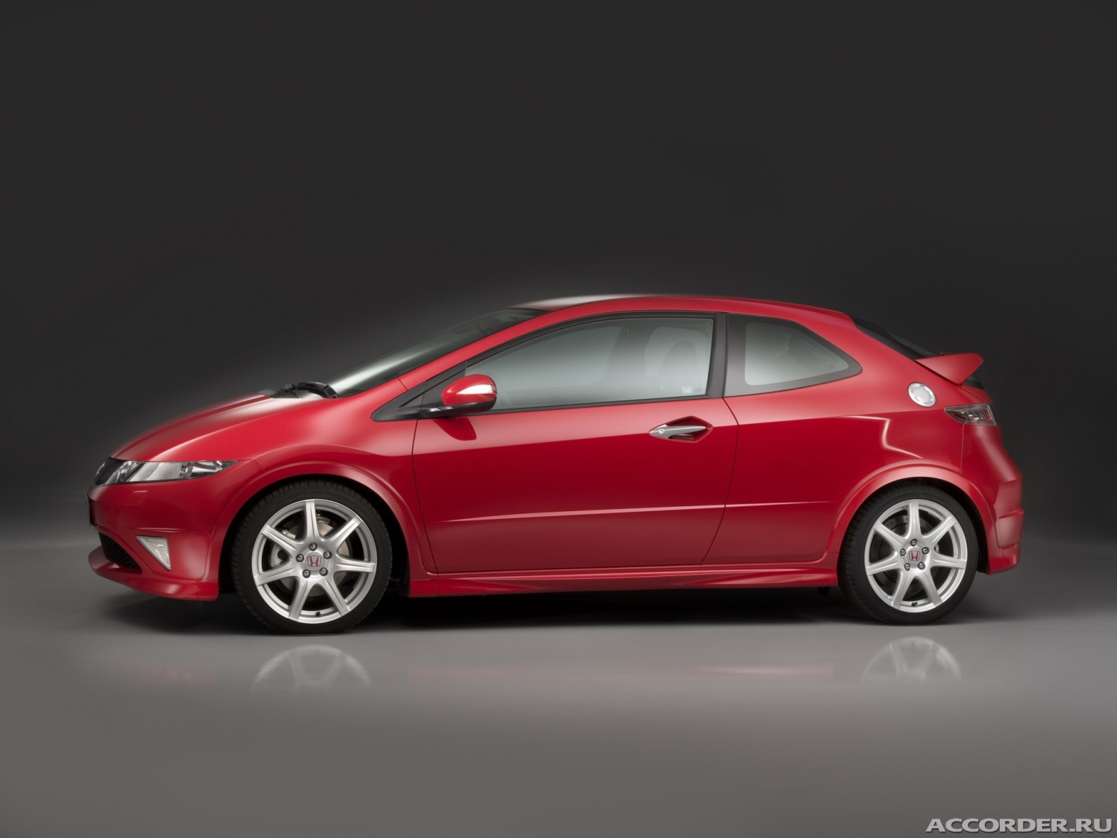 Надежный автомобиль Honda Civic 5D