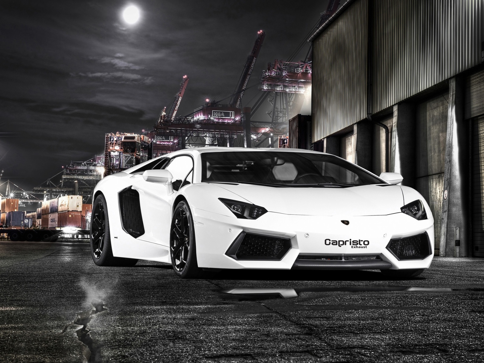 Белый Lamborghini aventador by capristo