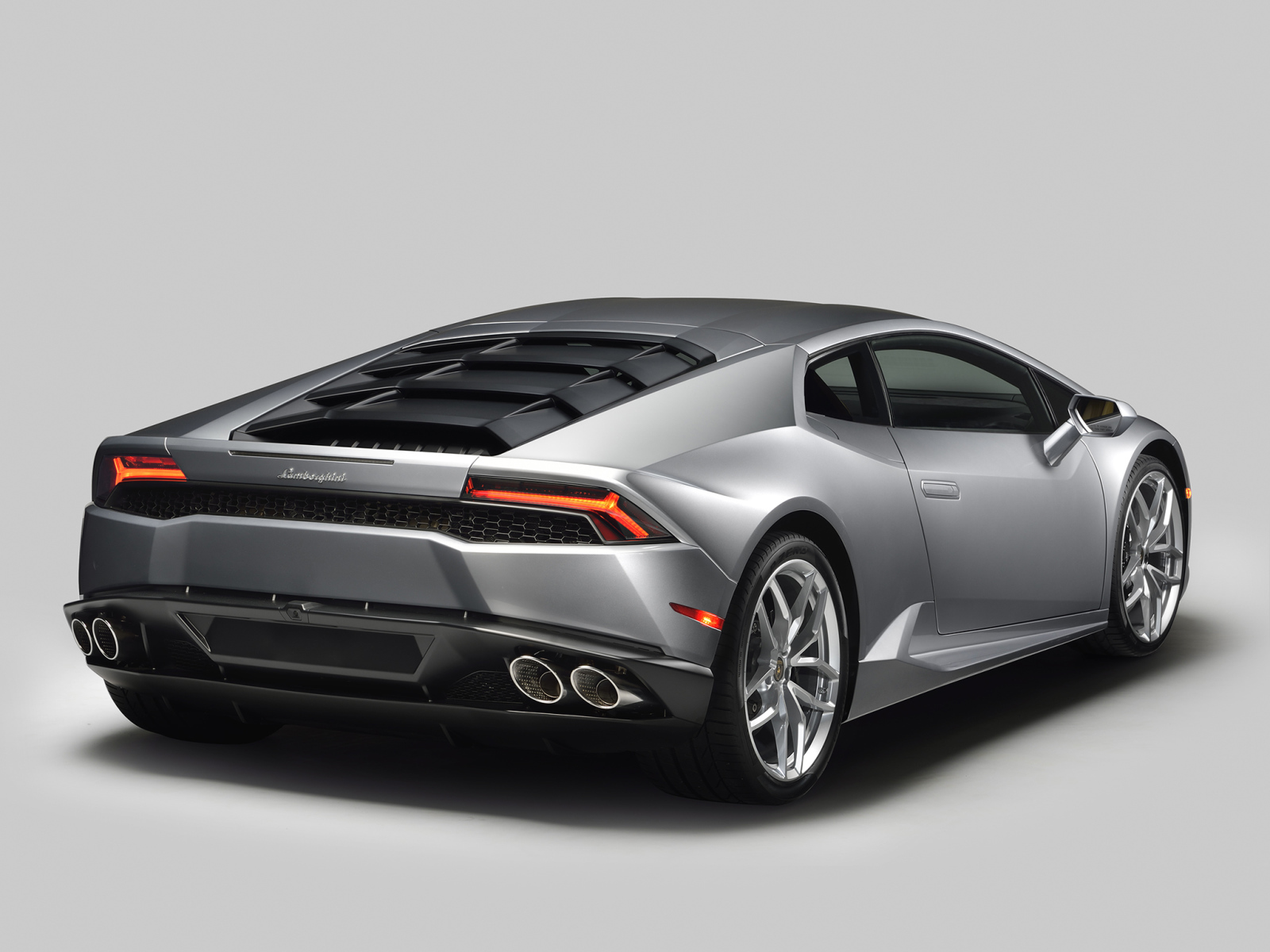 Новый автомобиль Lamborghini Huracan