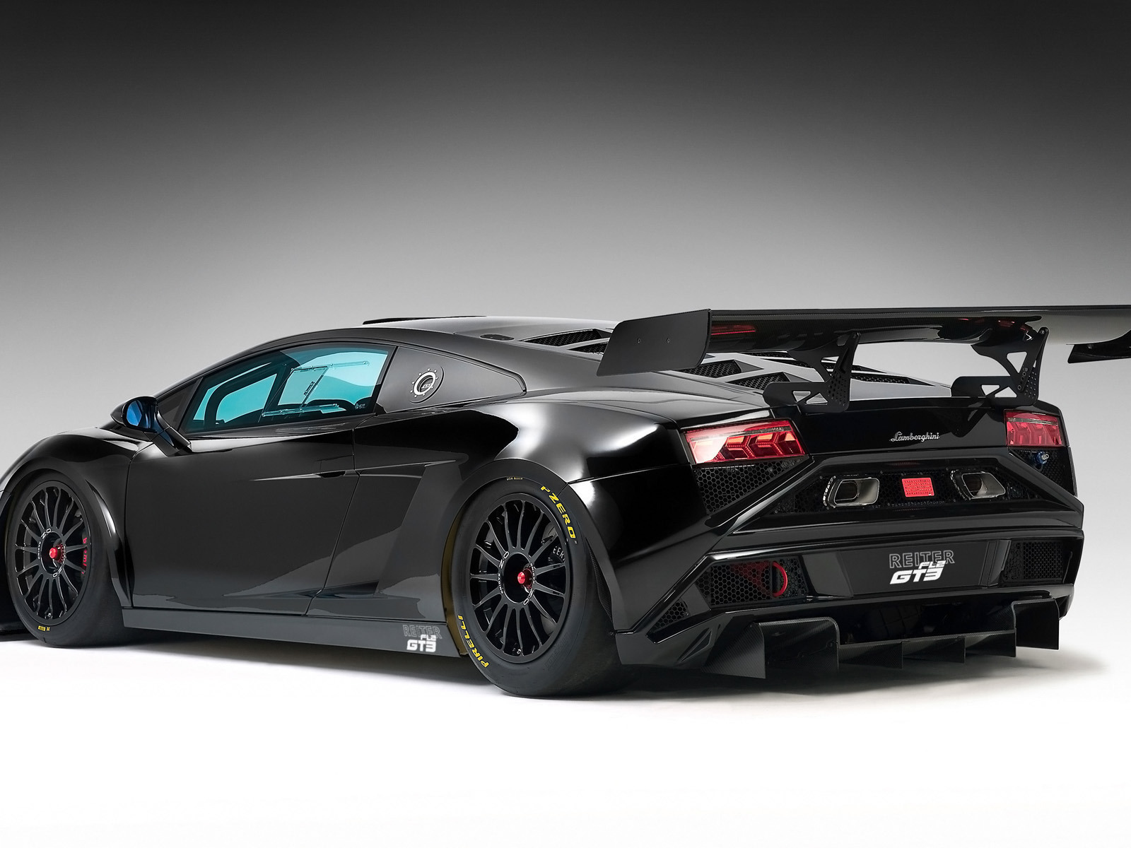 Надежный автомобиль Lamborghini Sesto Elemento