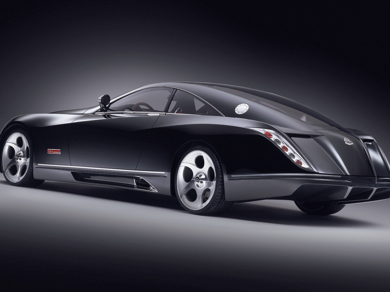  Красивый автомобиль Maybach  Exelero в Москве