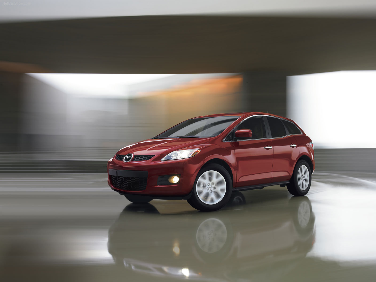 Новая машина Mazda CX 7