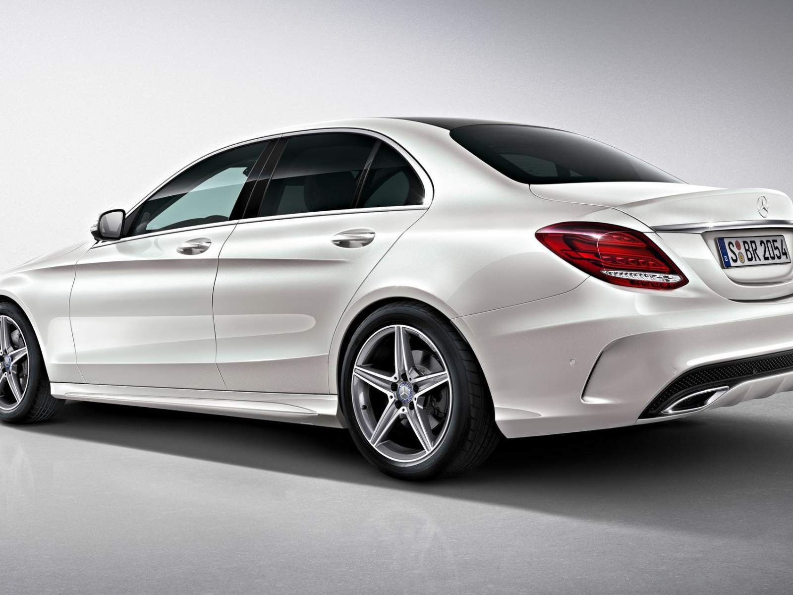 Дизайн автомобиля Mercedes C-Class 2014