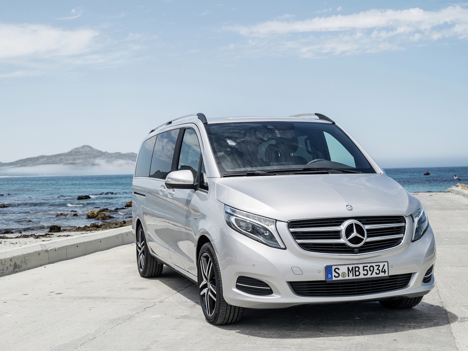 Новый автомобиль Mercedes V-Class 2014