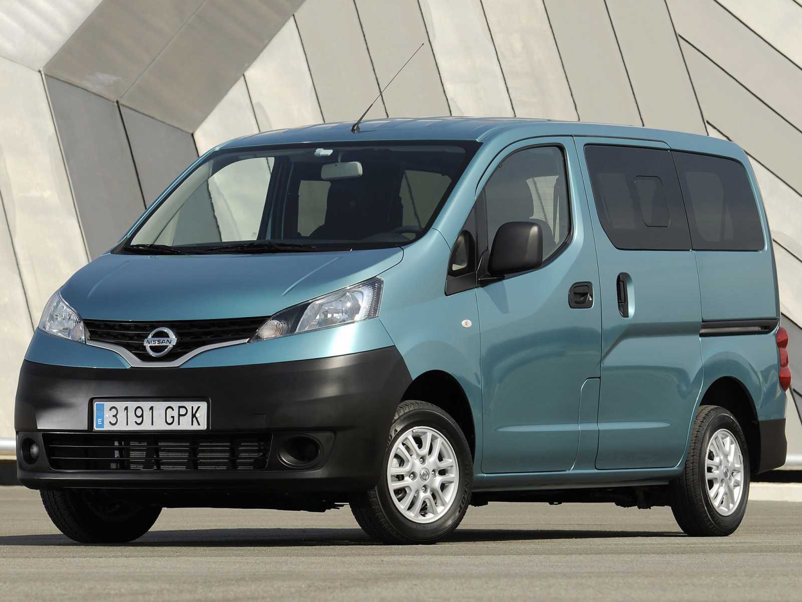 Фото автомобиля Nissan NV200