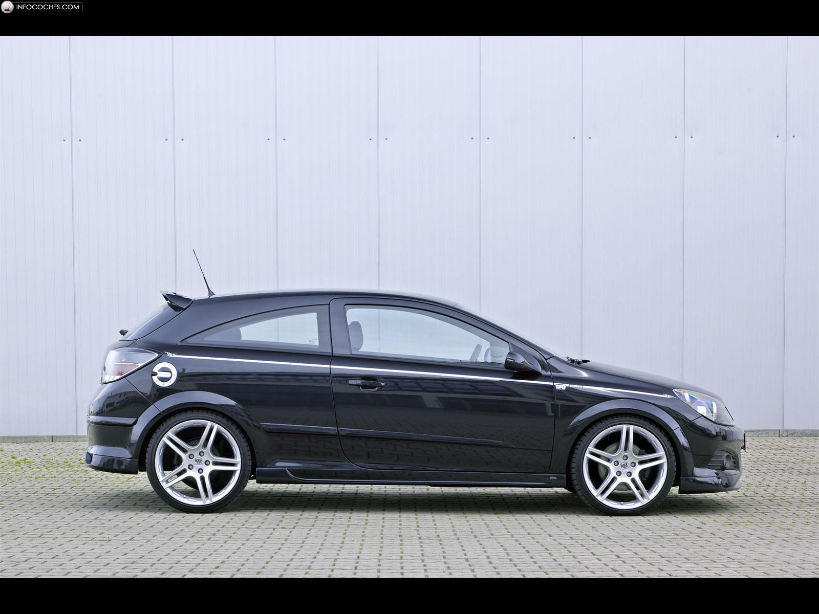 Фото автомобиля Opel Astra GTC