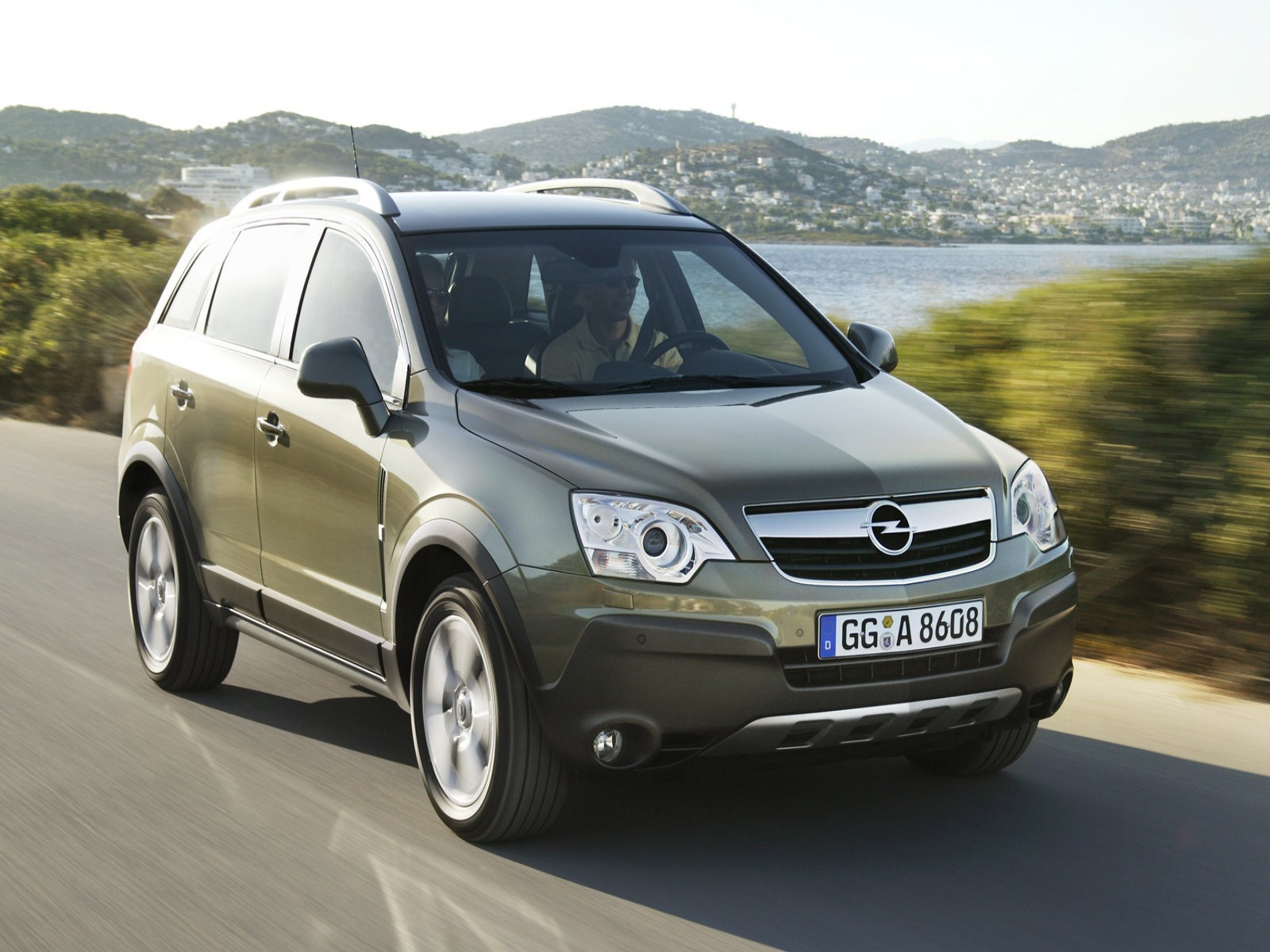 Тест драйв автомобиля Opel Antara