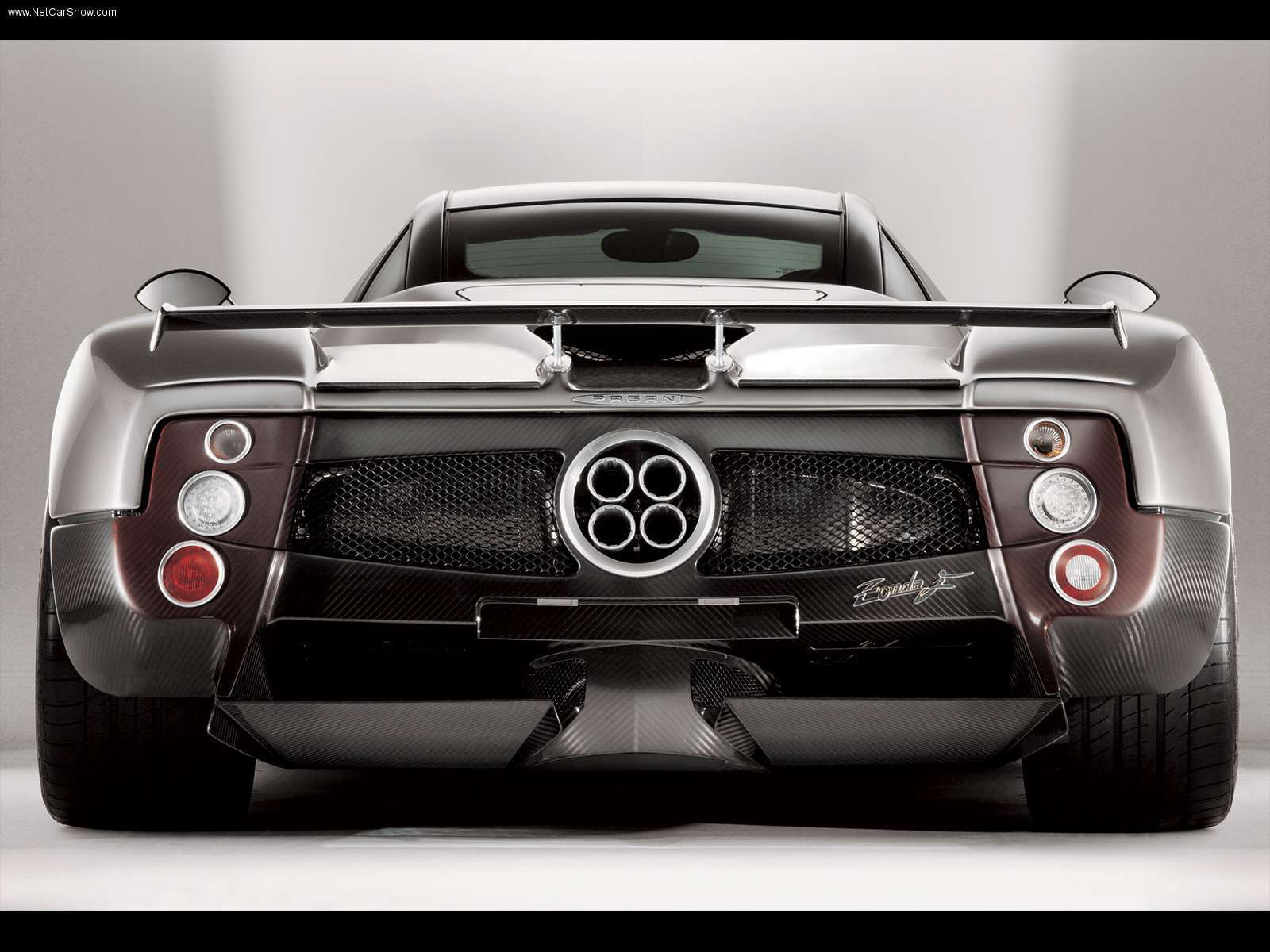 Фото автомобиля Pagani Zonda