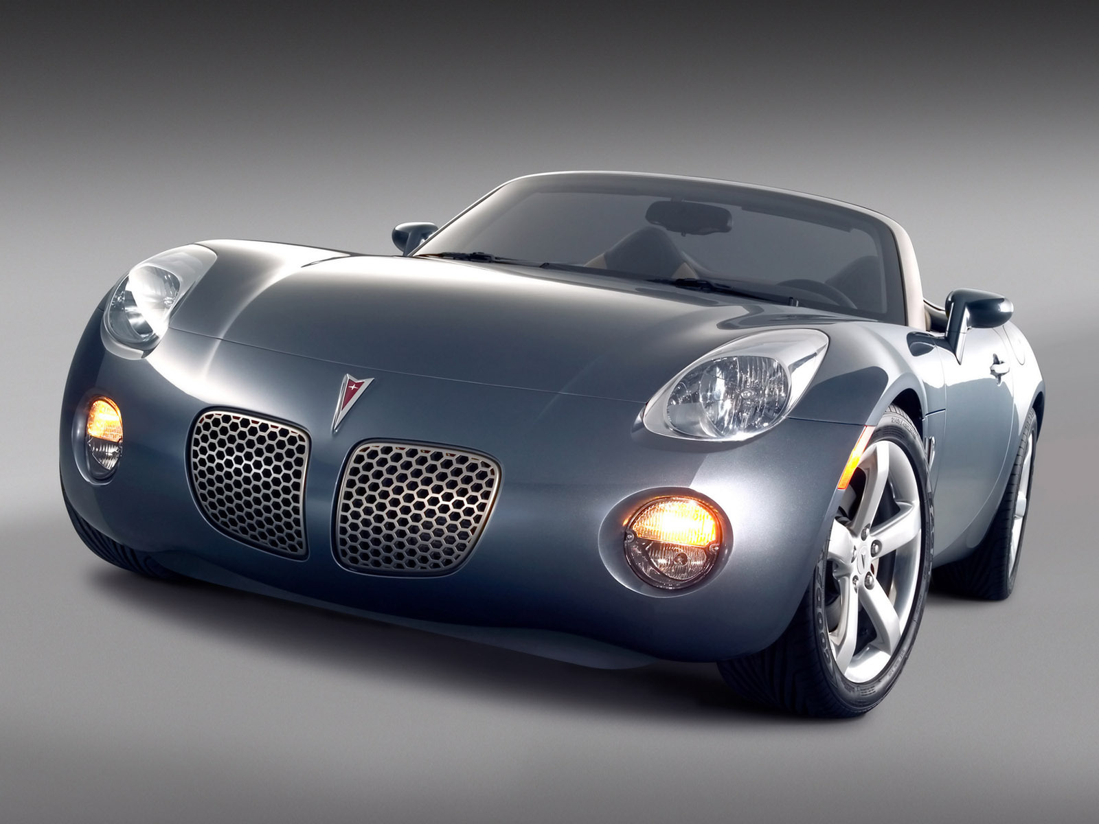 Тест драйв автомобиля Pontiac Solstice