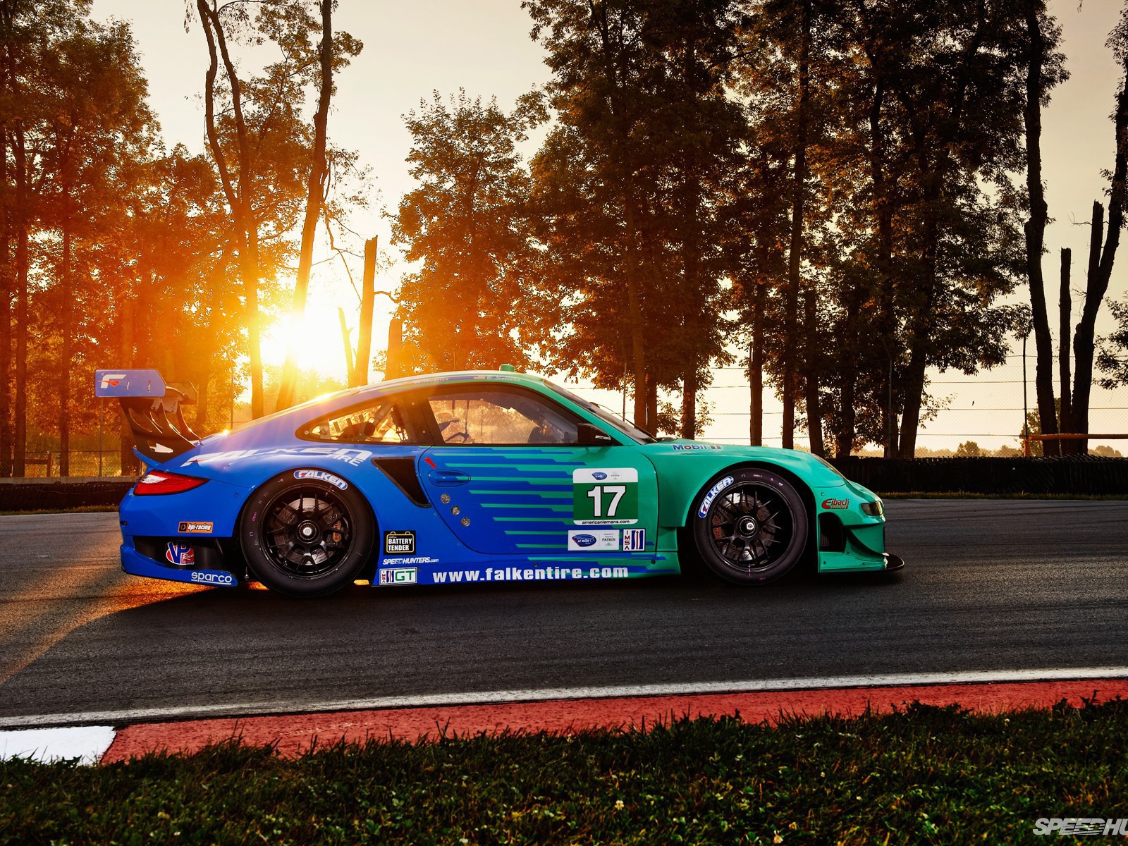 Гоночный Порш 911