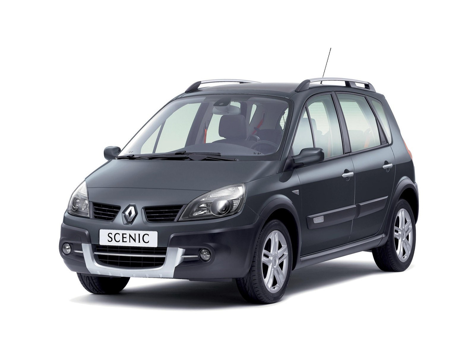 Тест драйв автомобиля Renault Scenic