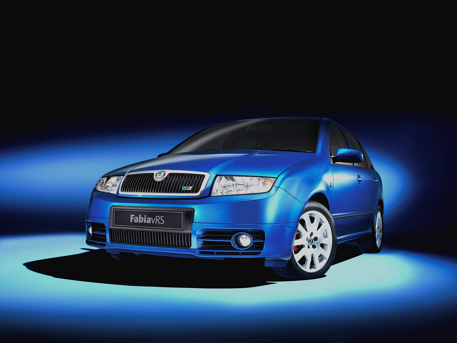 Красивый автомобиль Skoda Fabia в Москве