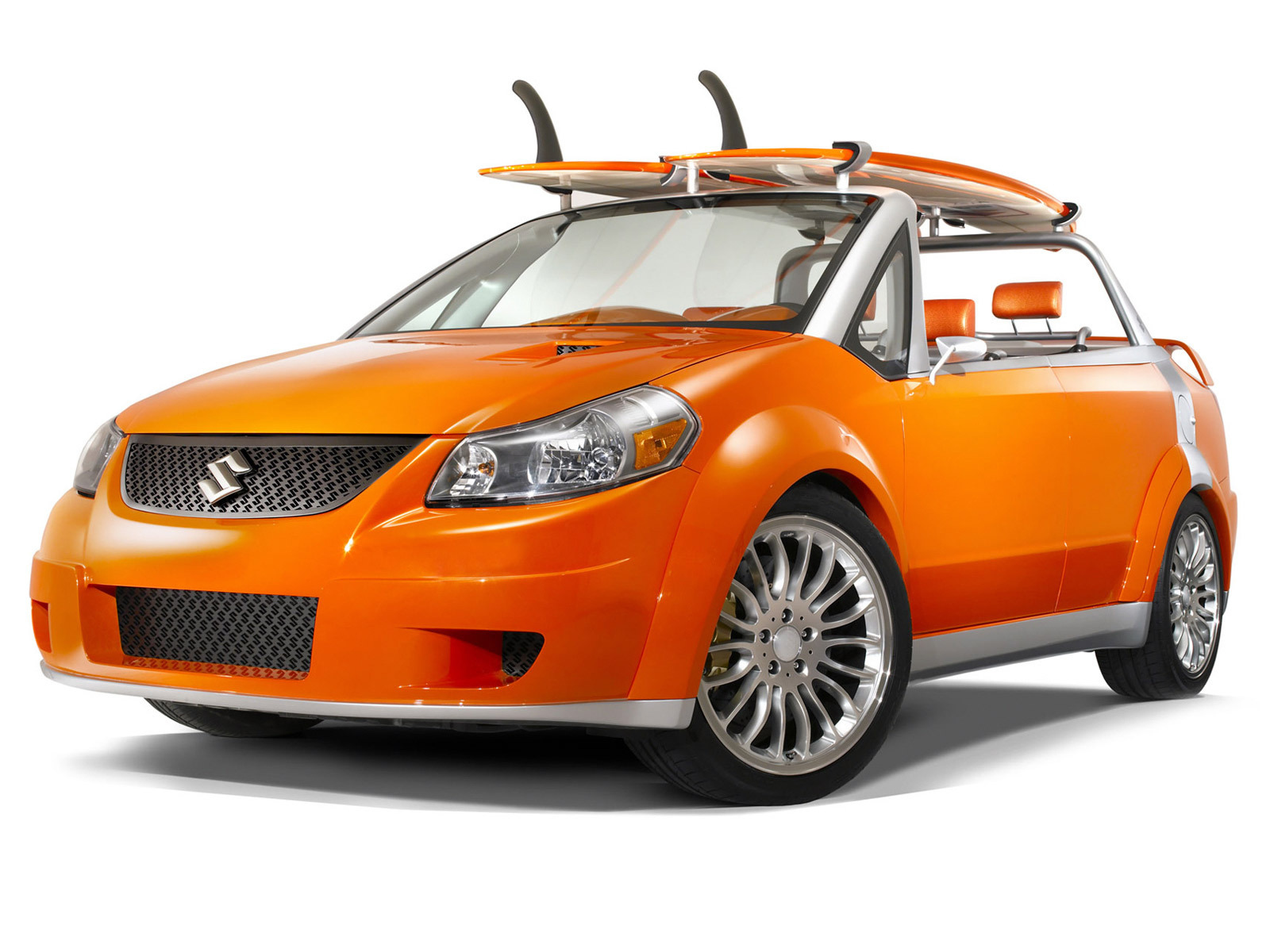 Новая машина Suzuki SX4