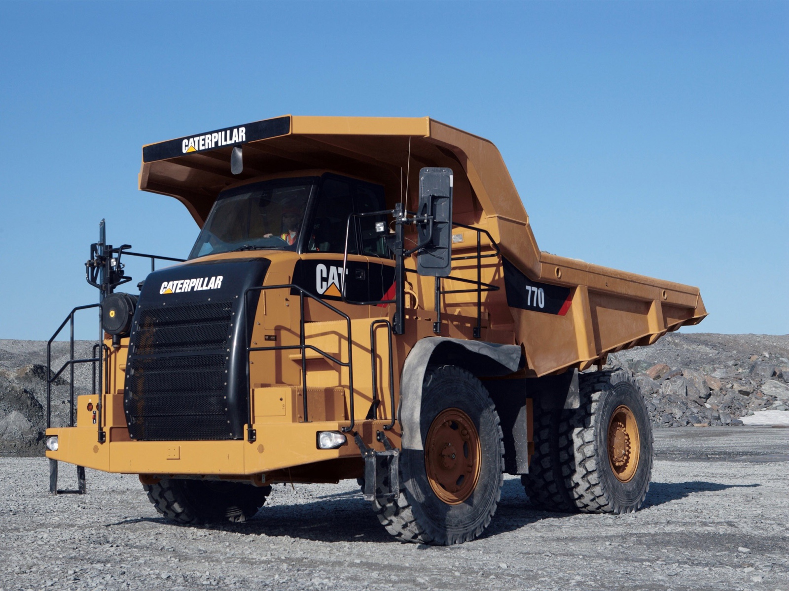 Грузовой автомобиль Катерпиллер 770