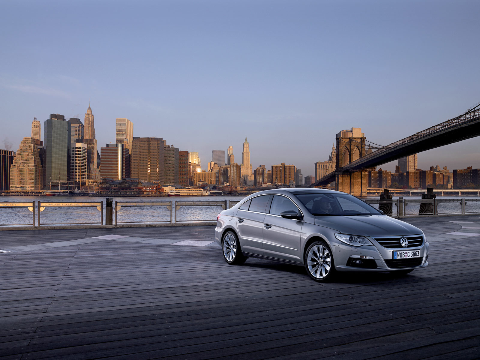 Фото автомобиля Volkswagen Passat