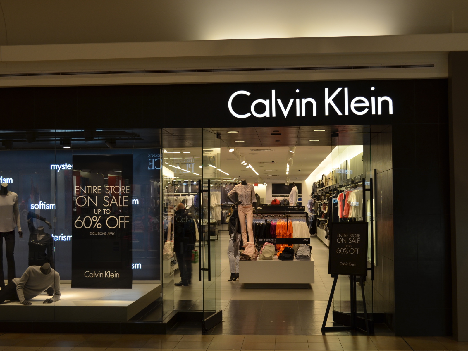 Бутик одежды Calvin Klein