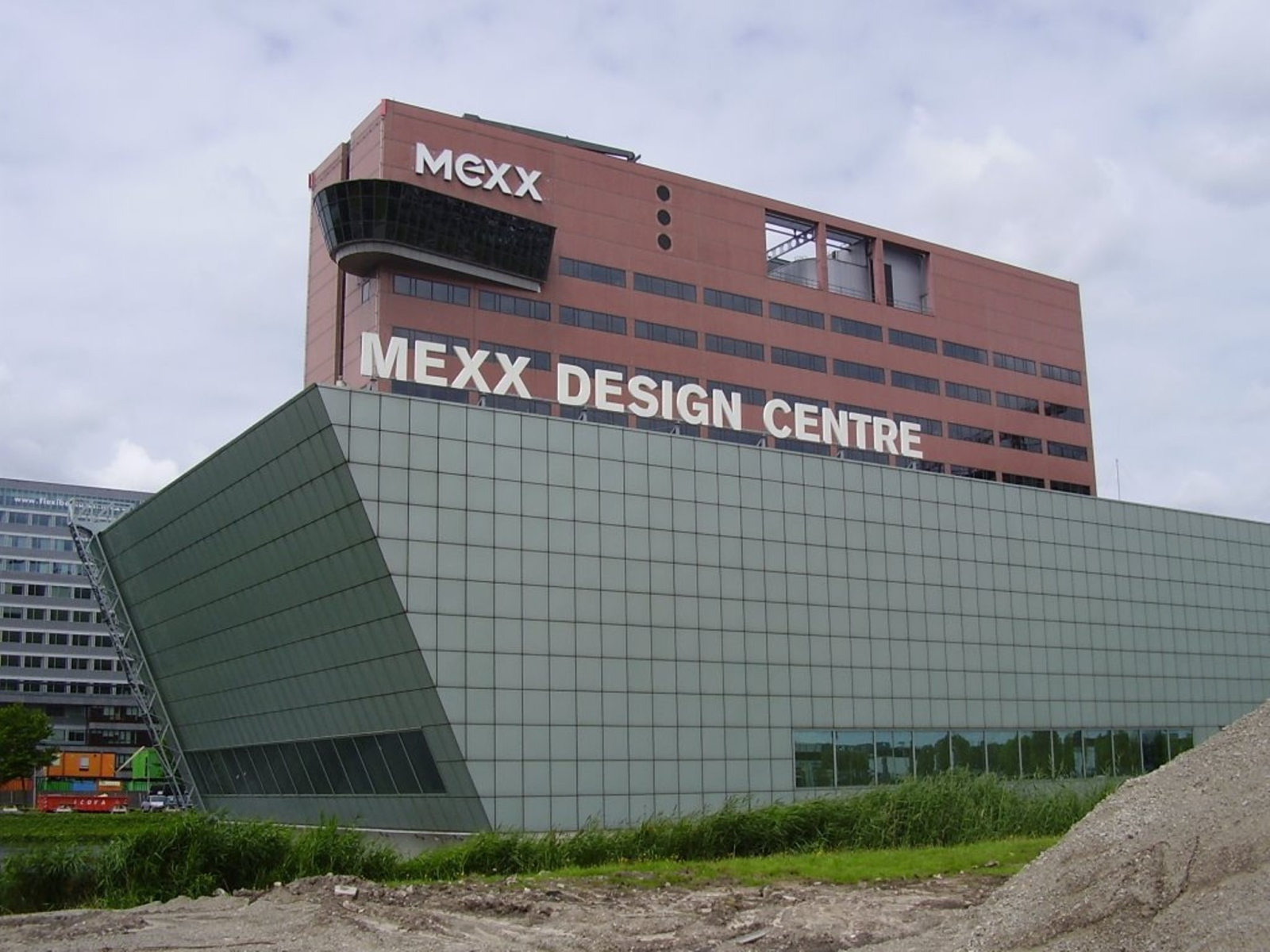 Центр дизайна бренда MEXX