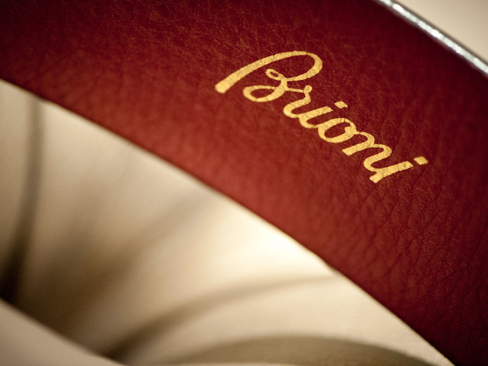 Бренд дорогой одежды Brioni