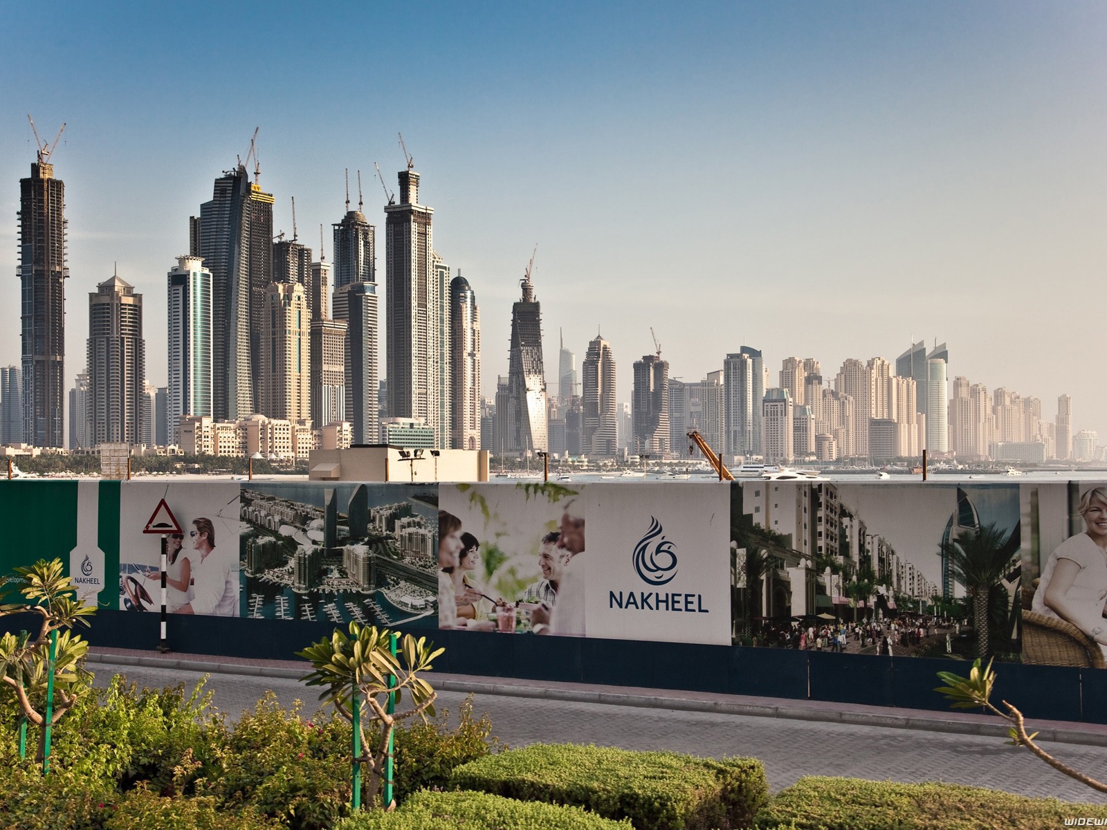 Строительство небоскребов в Дубае