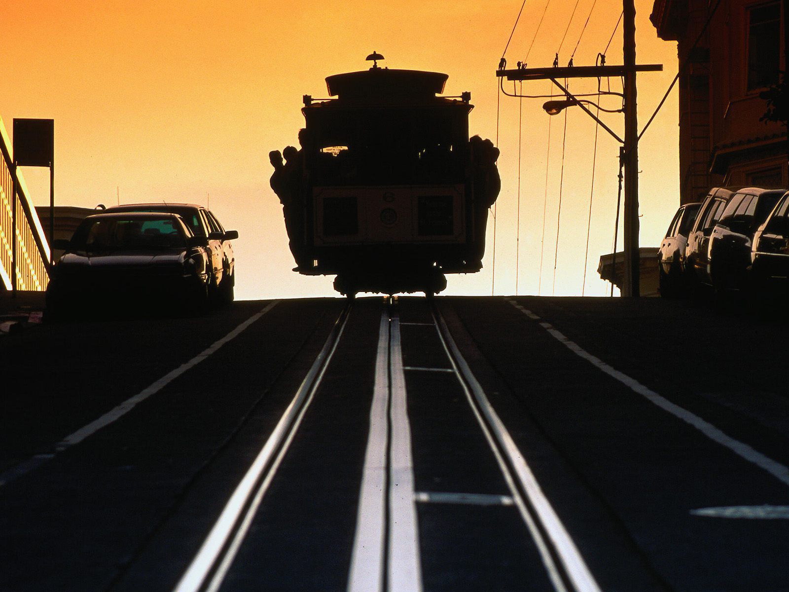 Вагон катится под гору