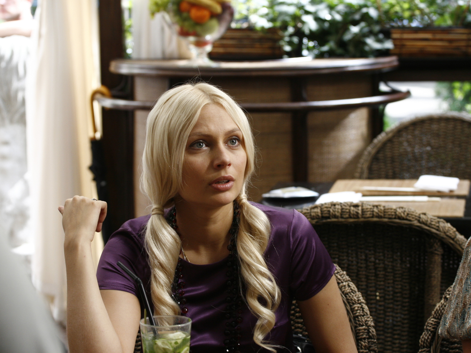 Очаровательная Наталья Рудова