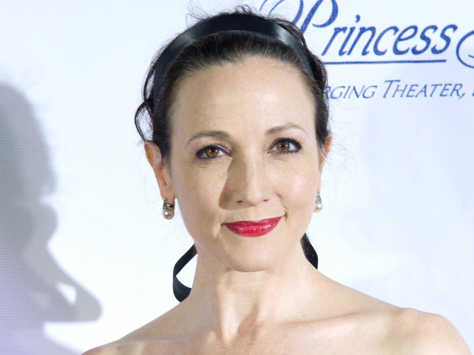 Знаменитая Аделаида Кэйн