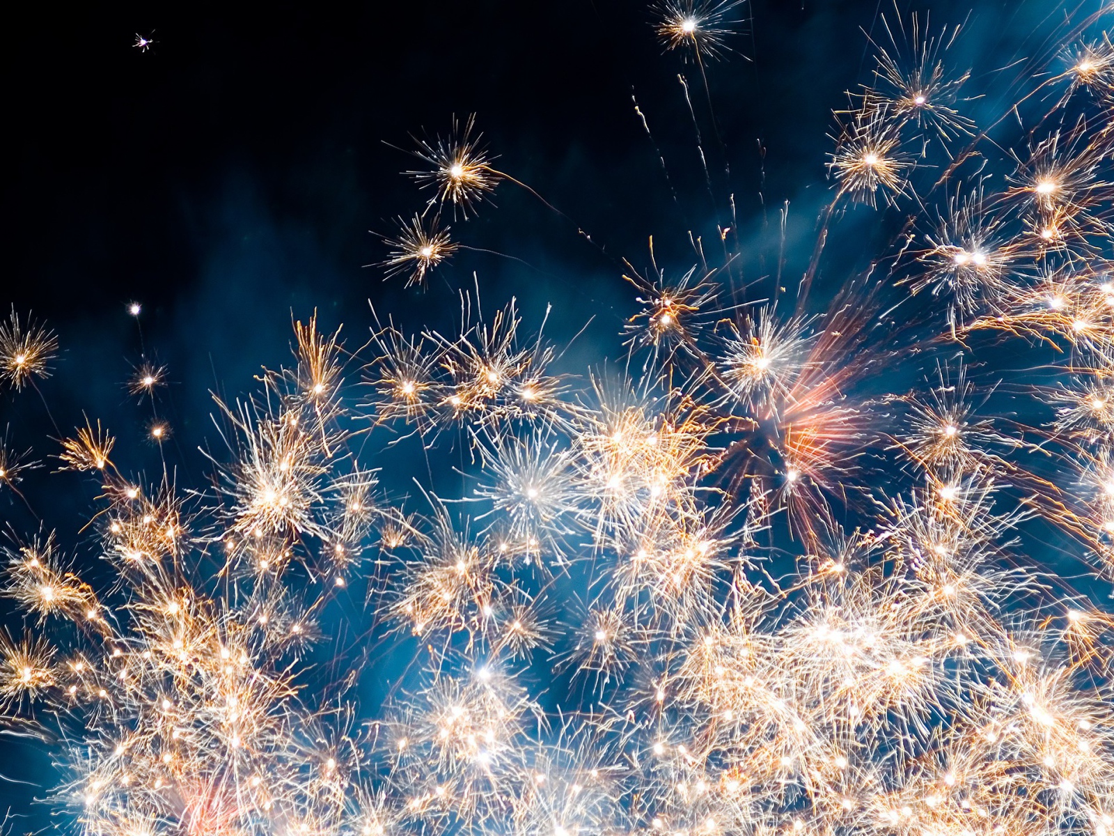 Звездочки феерверка