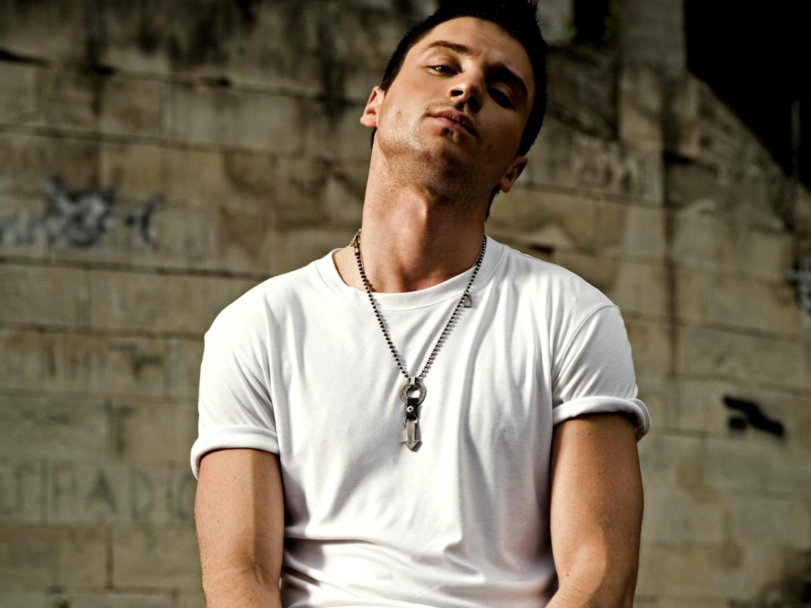 Суперзвезда Сергей Лазарев