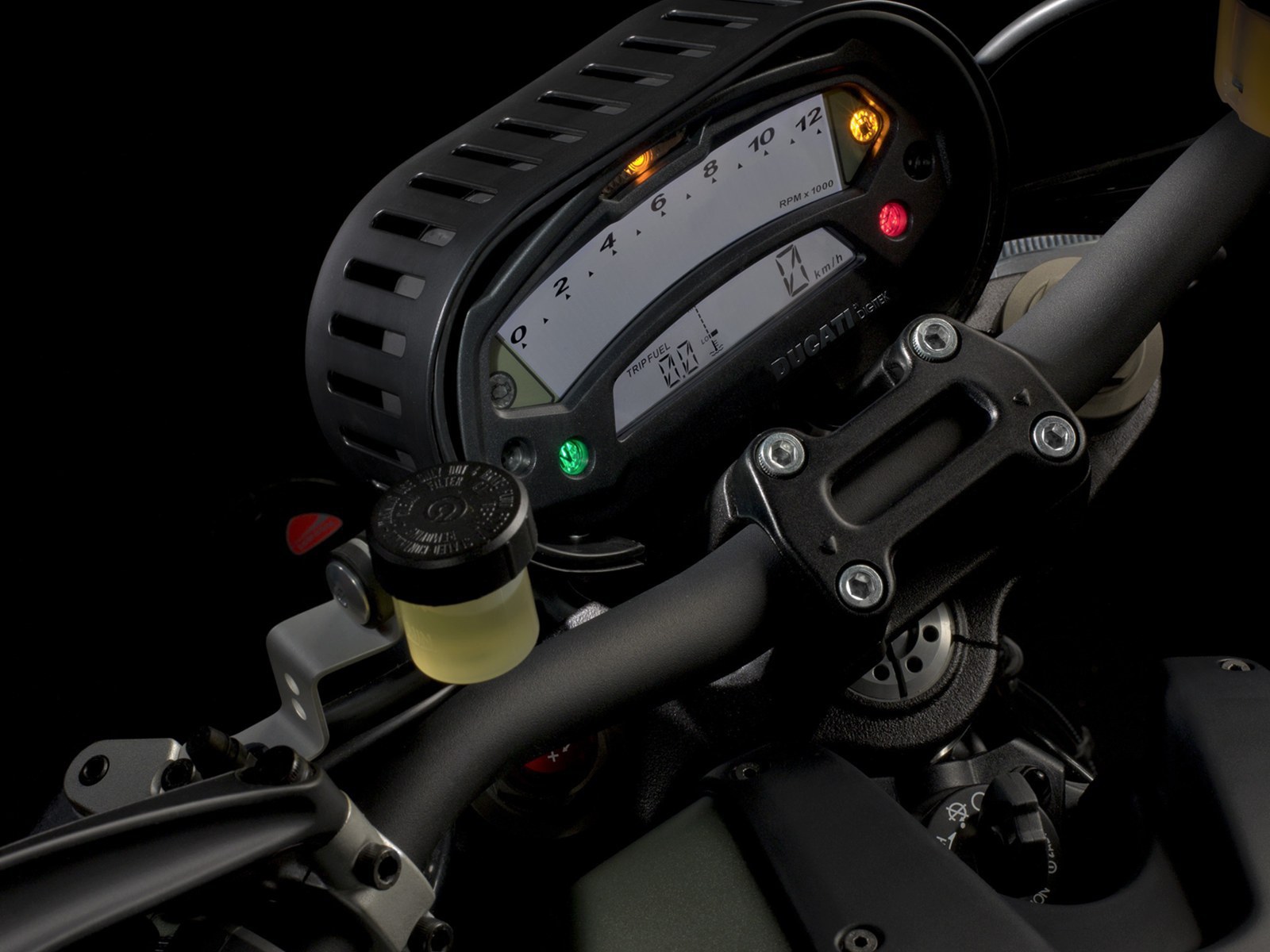 Красивый мотоцикл в москве Ducati Monster Diesel