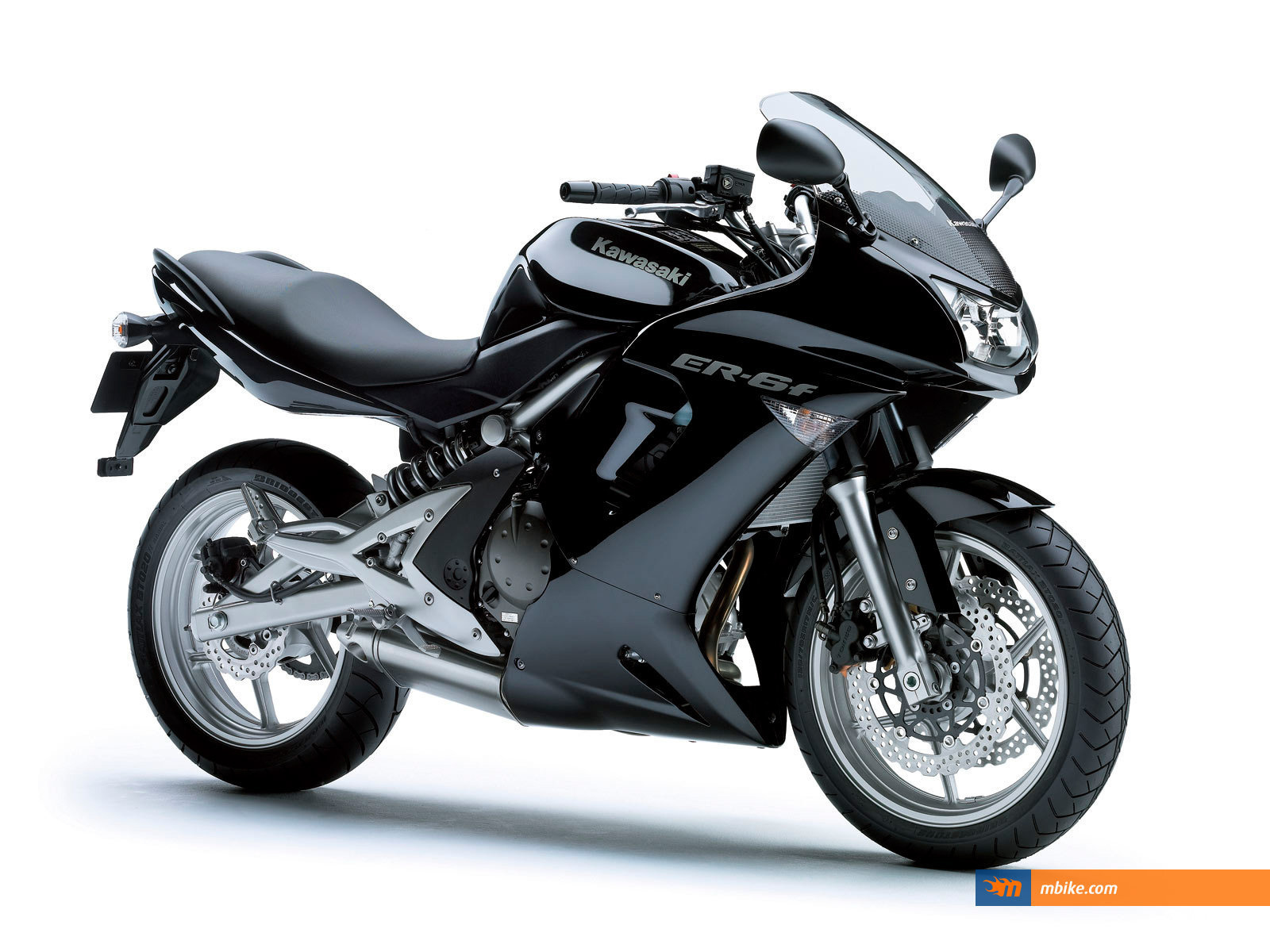 Красивый мотоцикл в москве Kawasaki ER-6f