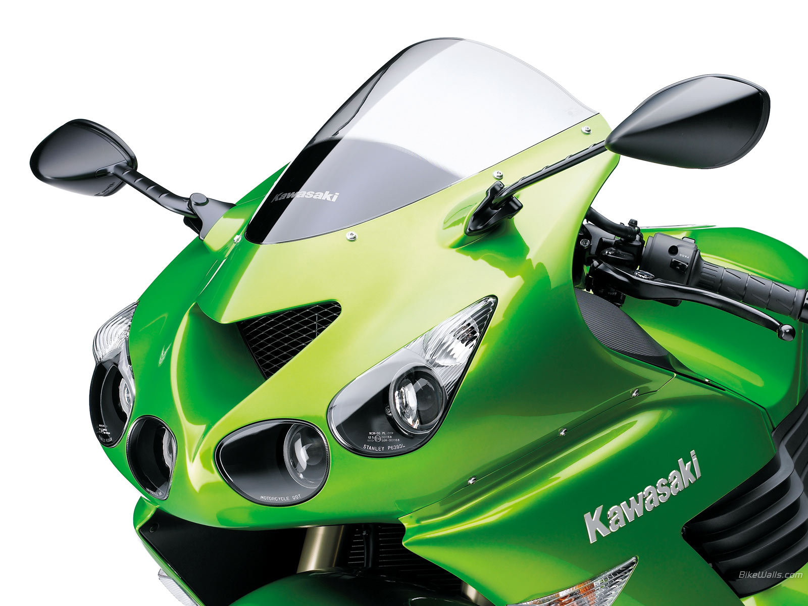 Красивый мотоцикл в москве Kawasaki ZZR 1400