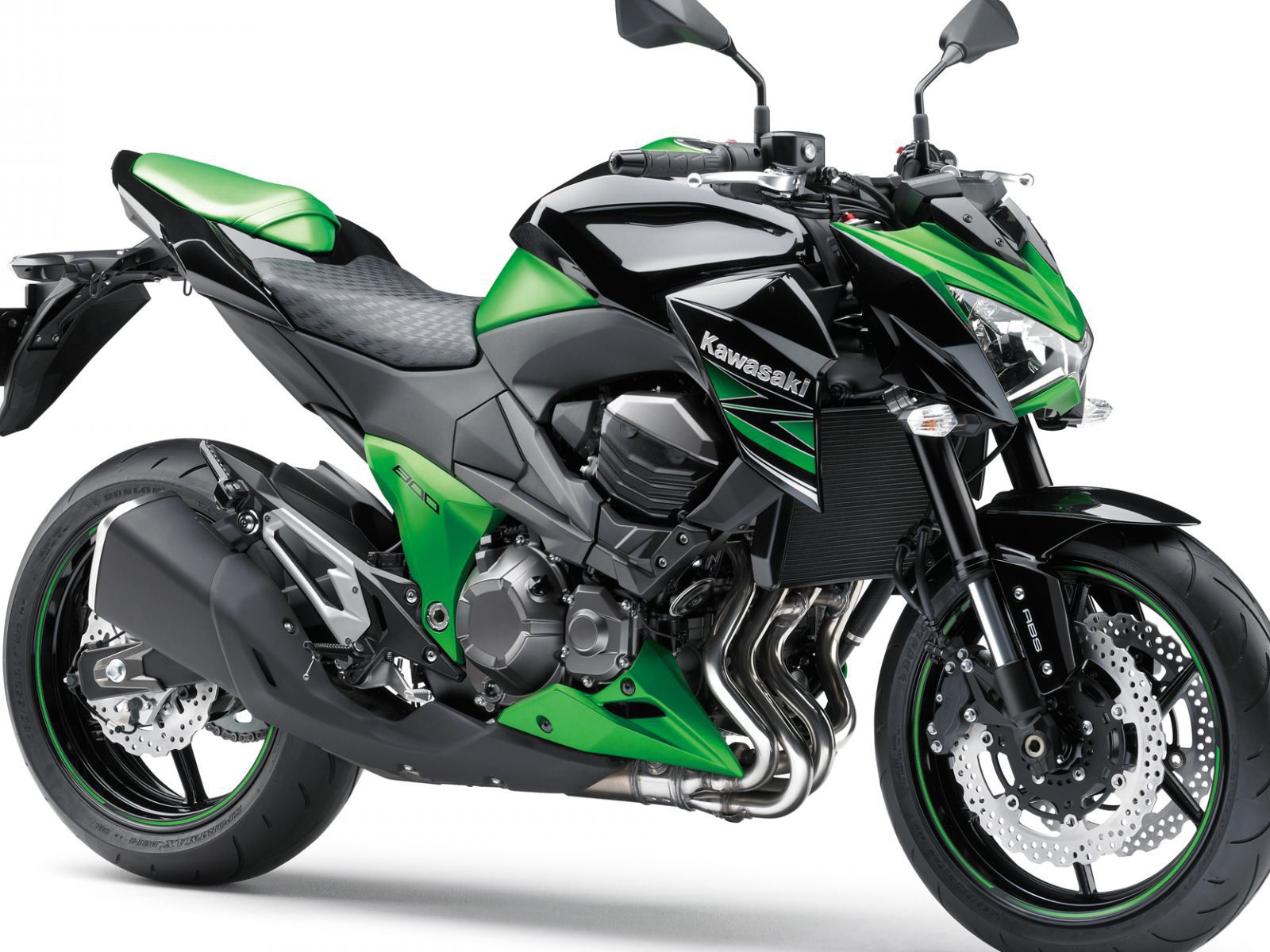 Быстрый мотоцикл Kawasaki Z 800
