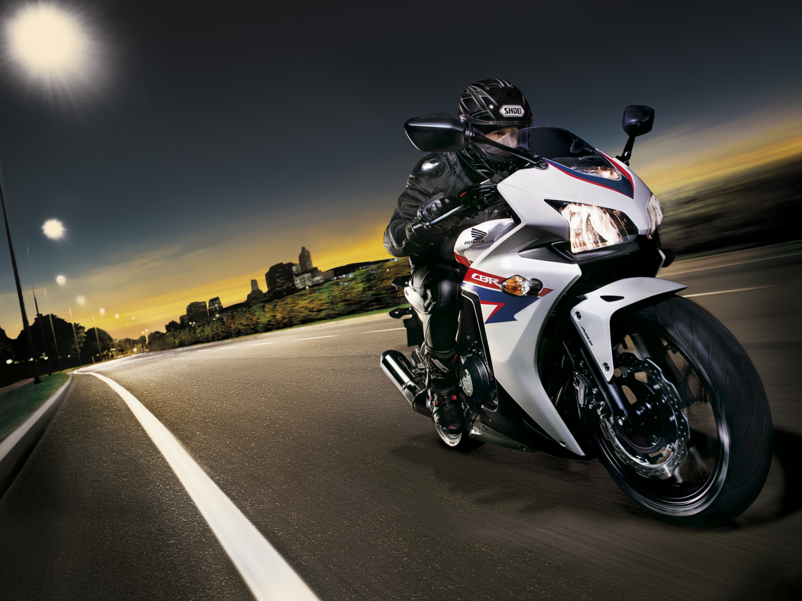 Невероятно быстрый мотоцикл Honda CBR 500 R