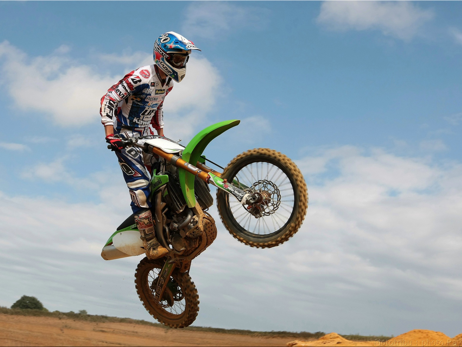 Невероятно быстрый мотоцикл Kawasaki KX 450 F