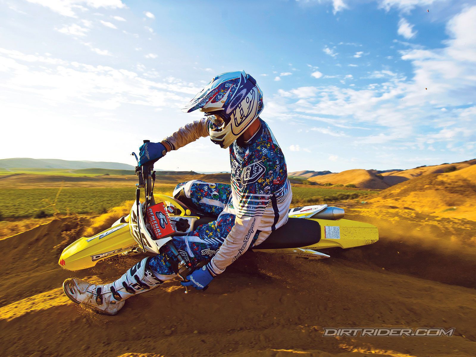 Новый мотоцикл Suzuki RM-Z 250