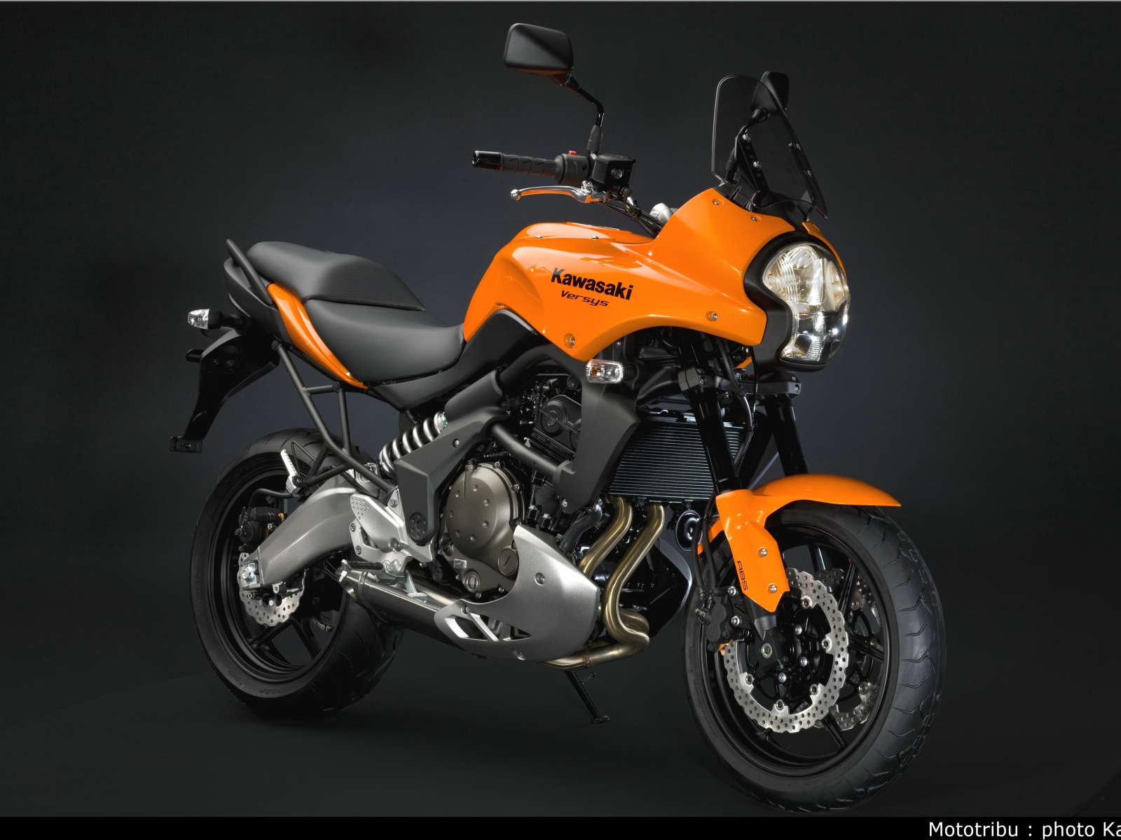 Новый надежный мотоцикл Kawasaki Versys