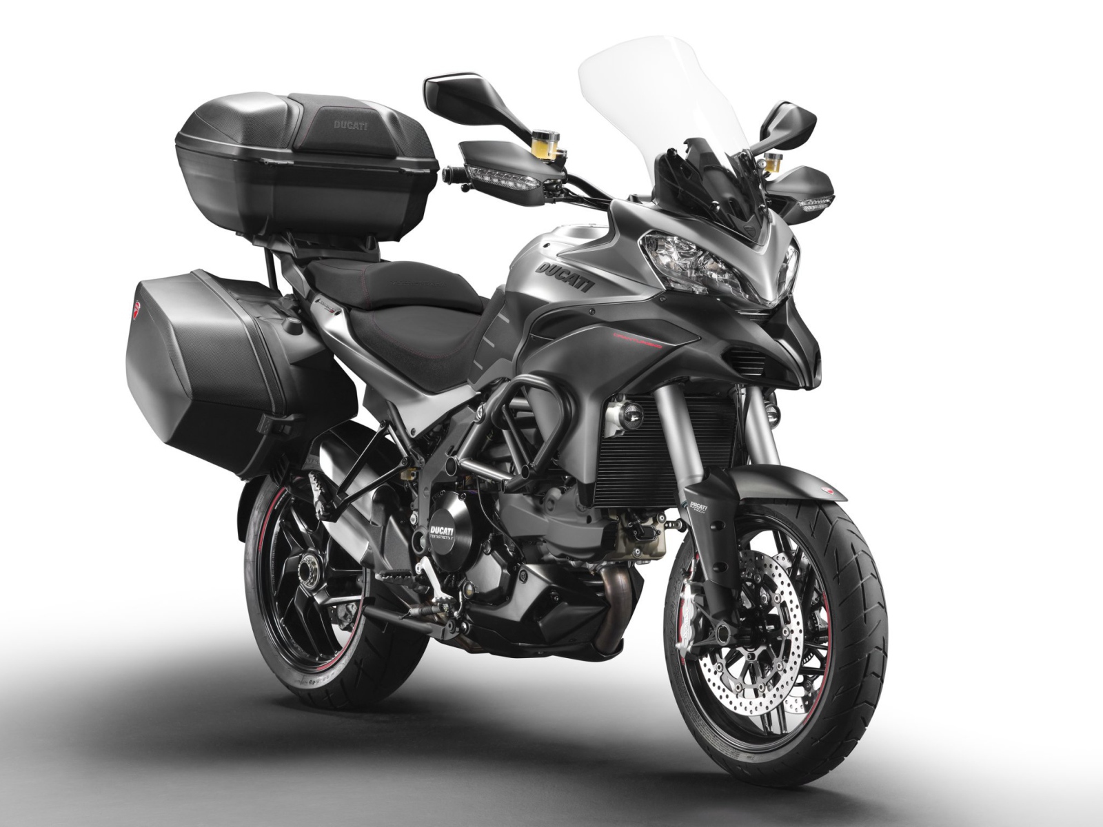 Популярный мотоцикл Ducati Multistrada 1200 S Granturismo